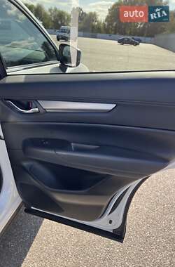 Позашляховик / Кросовер Mazda CX-5 2021 в 