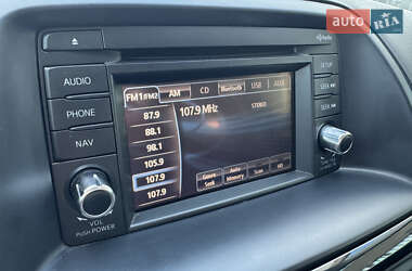 Позашляховик / Кросовер Mazda CX-5 2012 в 