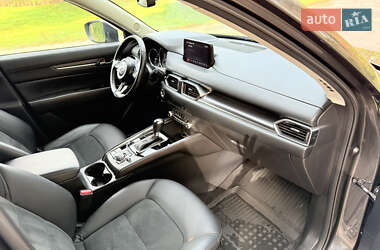 Позашляховик / Кросовер Mazda CX-5 2020 в 
