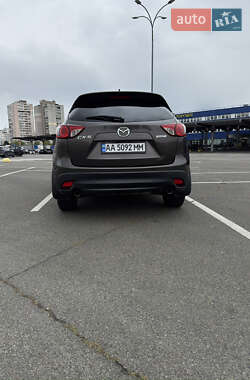 Позашляховик / Кросовер Mazda CX-5 2016 в 