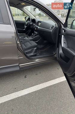 Позашляховик / Кросовер Mazda CX-5 2016 в 