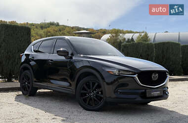 Позашляховик / Кросовер Mazda CX-5 2018 в 