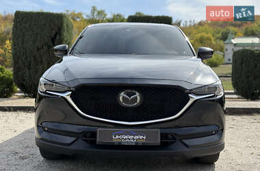 Позашляховик / Кросовер Mazda CX-5 2018 в 