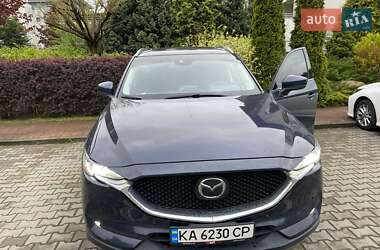 Позашляховик / Кросовер Mazda CX-5 2018 в 