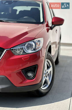 Позашляховик / Кросовер Mazda CX-5 2013 в 