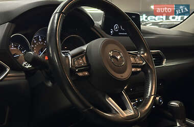 Позашляховик / Кросовер Mazda CX-5 2018 в 