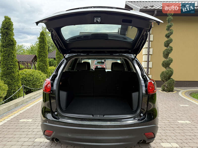 Позашляховик / Кросовер Mazda CX-5 2013 в Косові