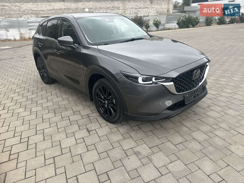 Позашляховик / Кросовер Mazda CX-5 2020 в 
