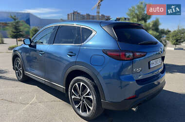 Позашляховик / Кросовер Mazda CX-5 2023 в 