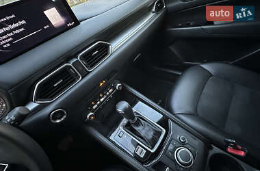 Позашляховик / Кросовер Mazda CX-5 2022 в 