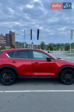 Позашляховик / Кросовер Mazda CX-5 2021 в 