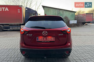 Позашляховик / Кросовер Mazda CX-5 2015 в 