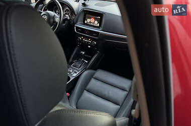 Позашляховик / Кросовер Mazda CX-5 2015 в 