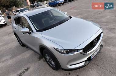 Позашляховик / Кросовер Mazda CX-5 2019 в 