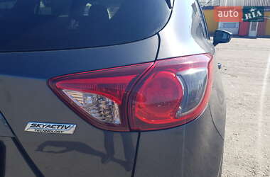 Позашляховик / Кросовер Mazda CX-5 2015 в 