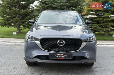 Внедорожник / Кроссовер Mazda CX-5 2023 в 