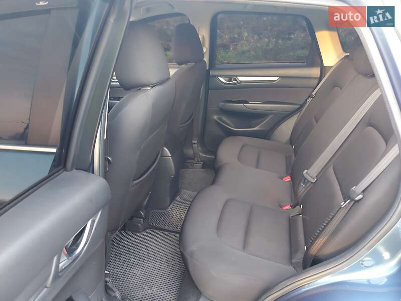 Внедорожник / Кроссовер Mazda CX-5 2017 в Днепре