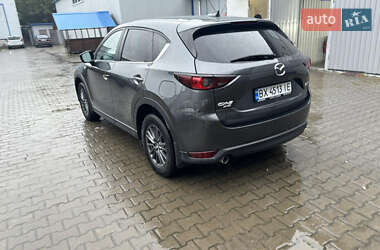 Позашляховик / Кросовер Mazda CX-5 2019 в 