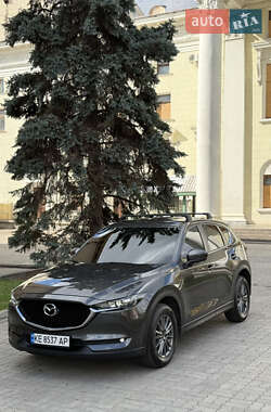 Внедорожник / Кроссовер Mazda CX-5 2017 в 
