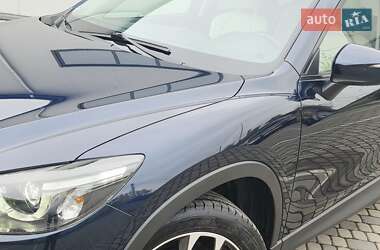 Позашляховик / Кросовер Mazda CX-5 2017 в 