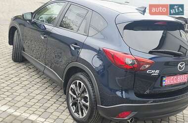 Позашляховик / Кросовер Mazda CX-5 2017 в 