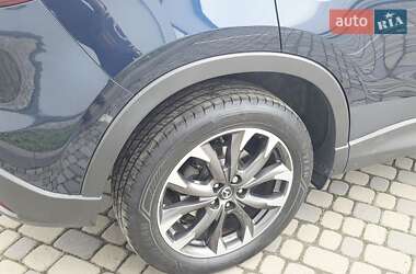 Позашляховик / Кросовер Mazda CX-5 2017 в 