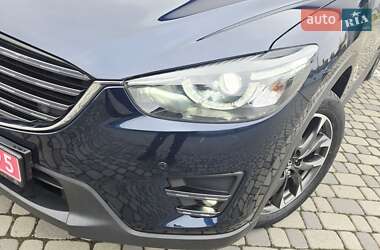 Позашляховик / Кросовер Mazda CX-5 2017 в 
