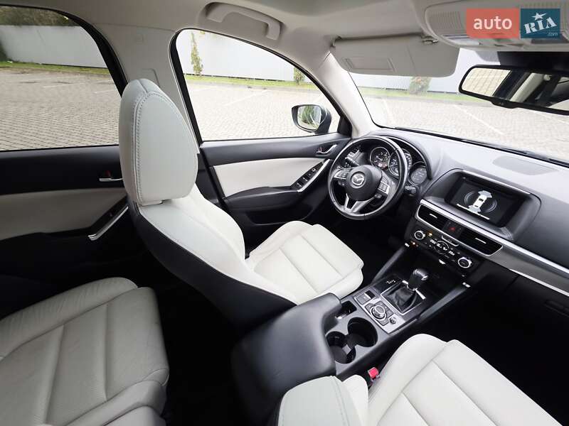 Внедорожник / Кроссовер Mazda CX-5 2017 в Ивано-Франковске