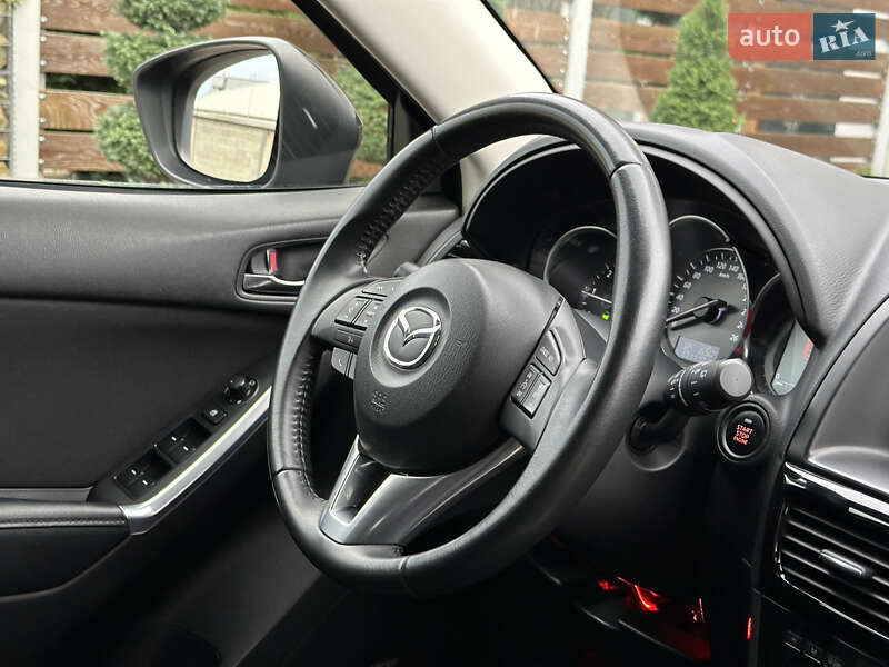 Внедорожник / Кроссовер Mazda CX-5 2015 в Стрые