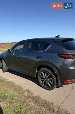 Позашляховик / Кросовер Mazda CX-5 2018 в 