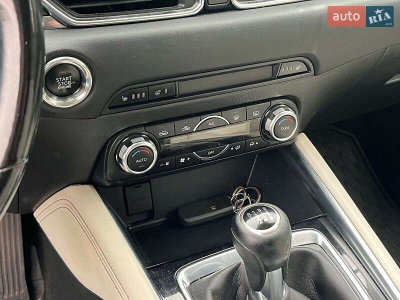 Внедорожник / Кроссовер Mazda CX-5 2017 в Киеве фото 21 Внедорожник / Кроссовер Mazda CX-5 2017 в Киеве