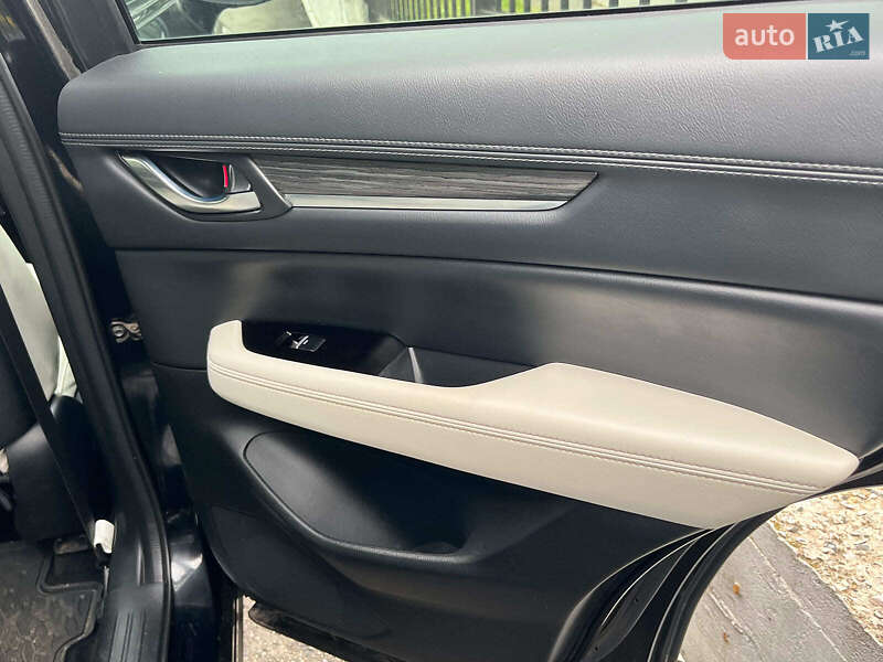 Внедорожник / Кроссовер Mazda CX-5 2017 в Киеве фото 28 Внедорожник / Кроссовер Mazda CX-5 2017 в Киеве