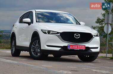 Внедорожник / Кроссовер Mazda CX-5 2018 в 