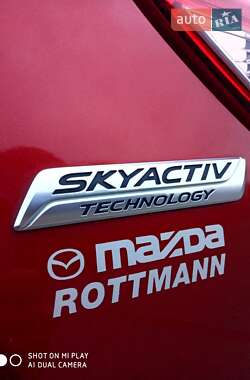 Позашляховик / Кросовер Mazda CX-5 2013 в 
