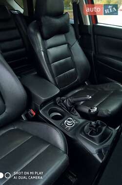 Позашляховик / Кросовер Mazda CX-5 2013 в 
