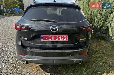 Внедорожник / Кроссовер Mazda CX-5 2023 в 