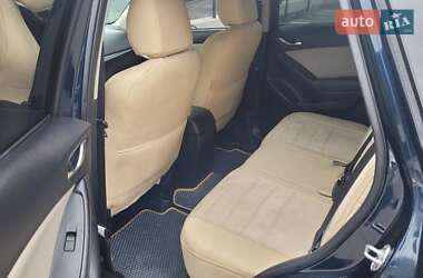 Позашляховик / Кросовер Mazda CX-5 2016 в 