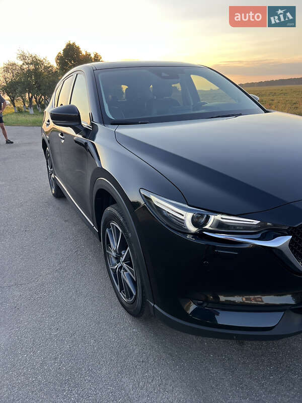 Позашляховик / Кросовер Mazda CX-5 2017 в Ічні