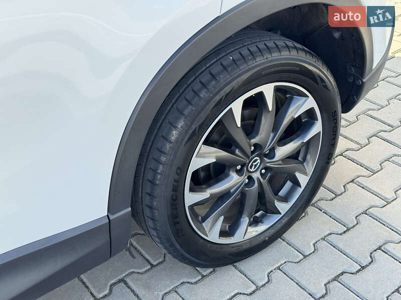 Внедорожник / Кроссовер Mazda CX-5 2015 в Ивано-Франковске