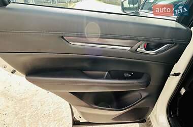 Позашляховик / Кросовер Mazda CX-5 2022 в 