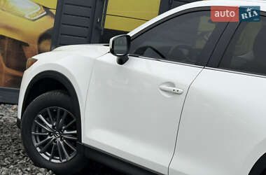 Позашляховик / Кросовер Mazda CX-5 2020 в 