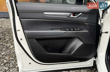 Позашляховик / Кросовер Mazda CX-5 2020 в 