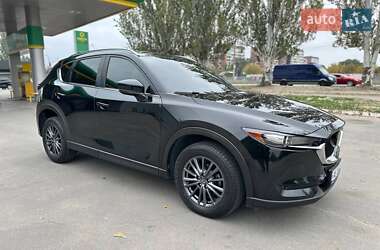 Позашляховик / Кросовер Mazda CX-5 2019 в 