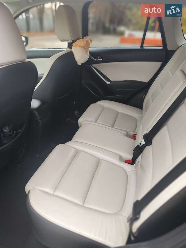 Позашляховик / Кросовер Mazda CX-5 2016 в Харкові