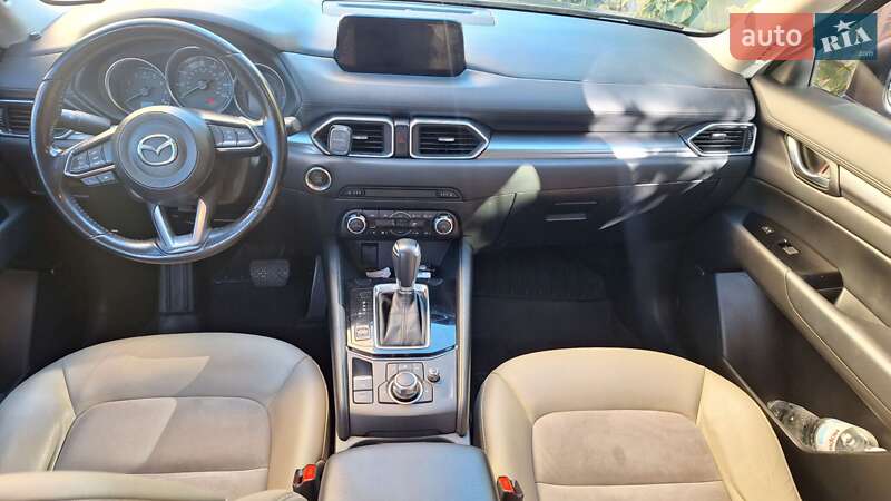 Внедорожник / Кроссовер Mazda CX-5 2017 в Киеве