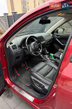 Позашляховик / Кросовер Mazda CX-5 2014 в 