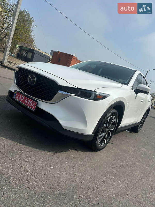 Позашляховик / Кросовер Mazda CX-5 2021 в 