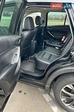 Позашляховик / Кросовер Mazda CX-5 2016 в 