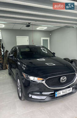 Внедорожник / Кроссовер Mazda CX-5 2018 в 