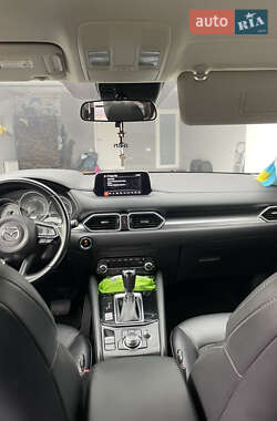 Внедорожник / Кроссовер Mazda CX-5 2018 в 